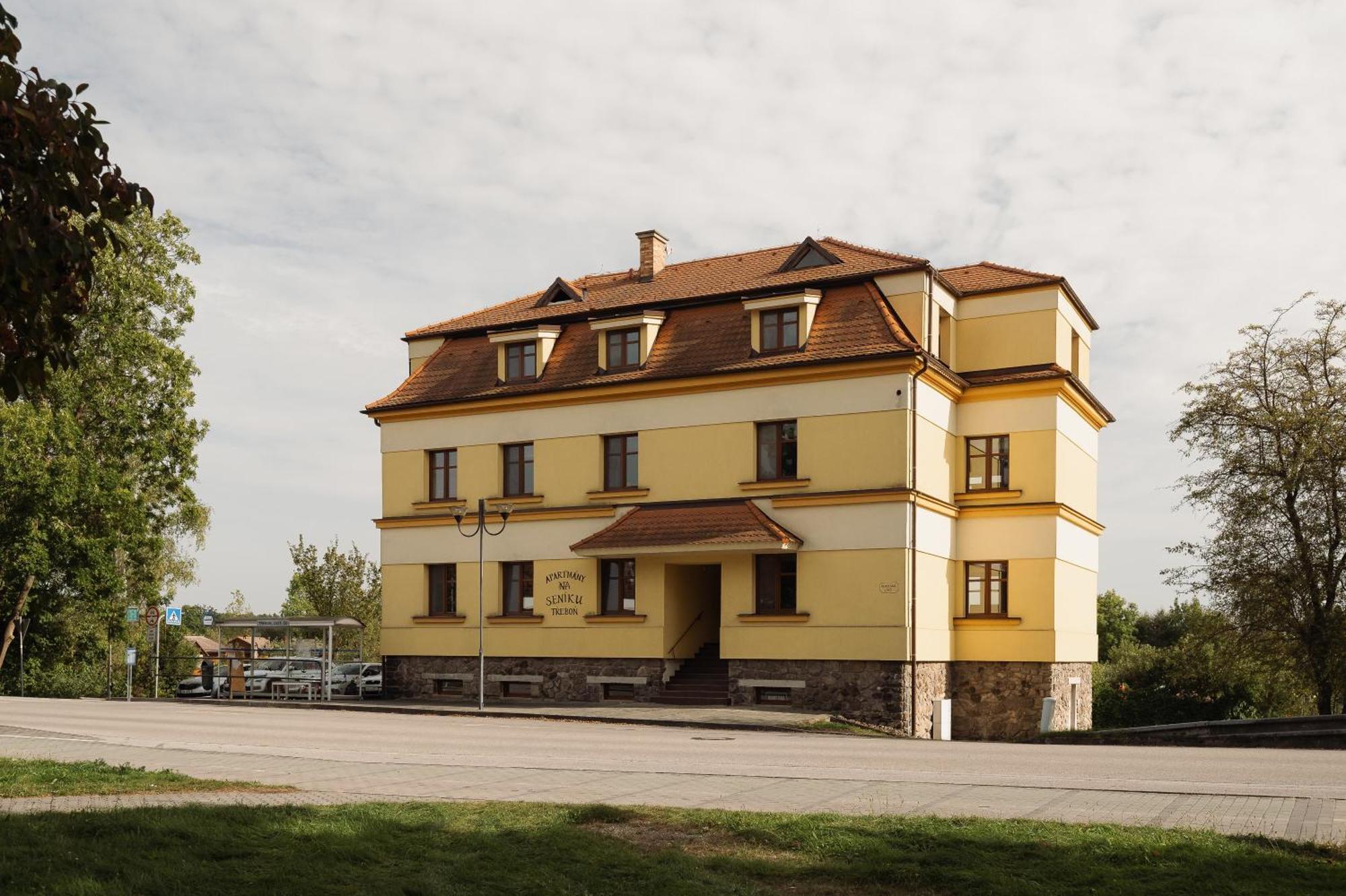 Apartmány Na Seníku Třeboň Kültér fotó